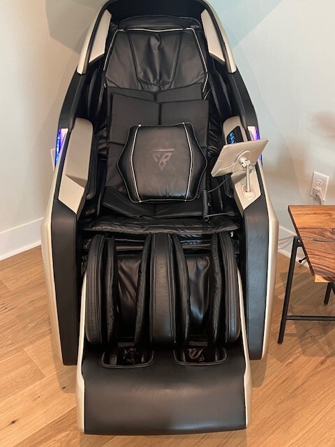 Floridian Brand Galaxy 4D Massage Chair/Cosmic Beige