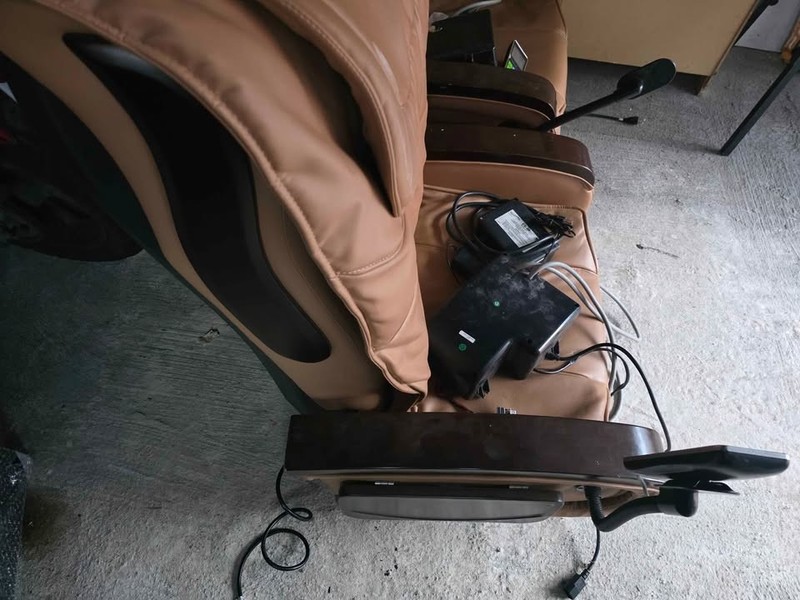 G450-8 Massage Chair 9640 Model gallery