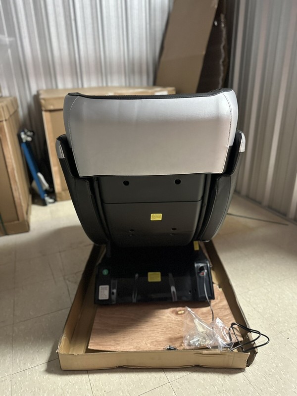 Massage chair Zero Gravity gallery