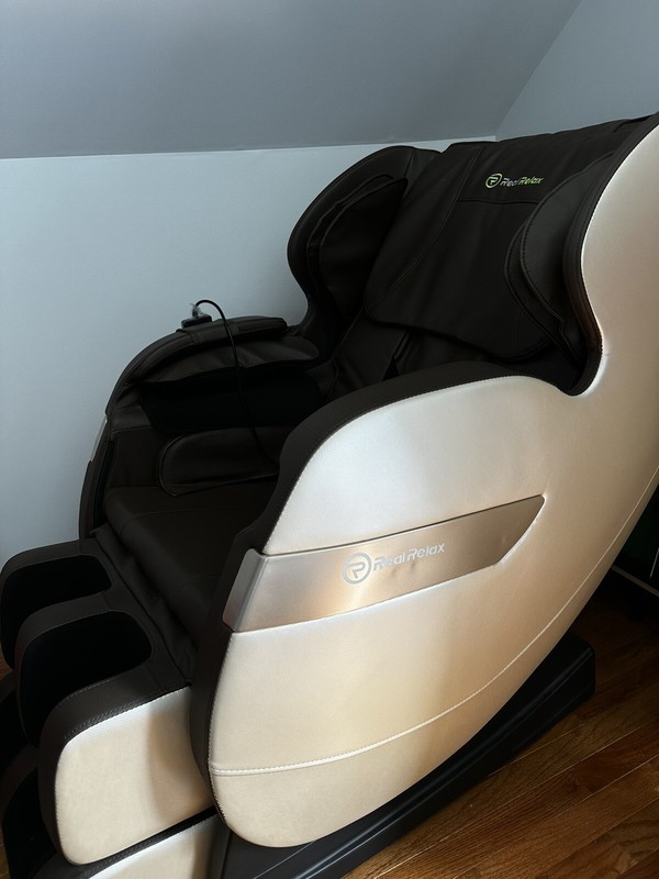 Real Relax Full Body Shiatsu Massage Chair Recliner ZERO GRAVITY Foot Rest gallery