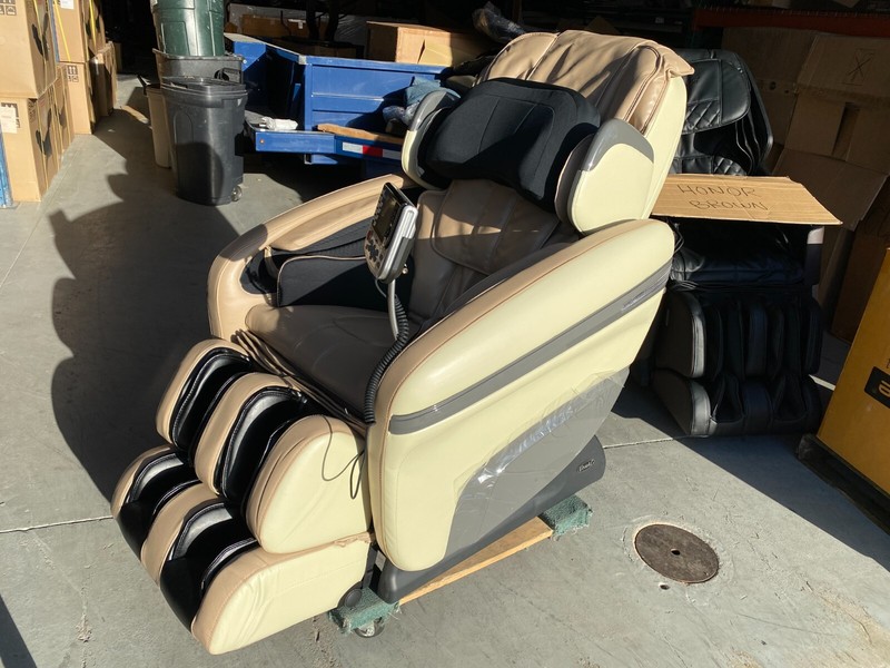 Osaki Pinnacle Massage Chair Zero Gravity Recliner with Heat in Cream Taupe gallery