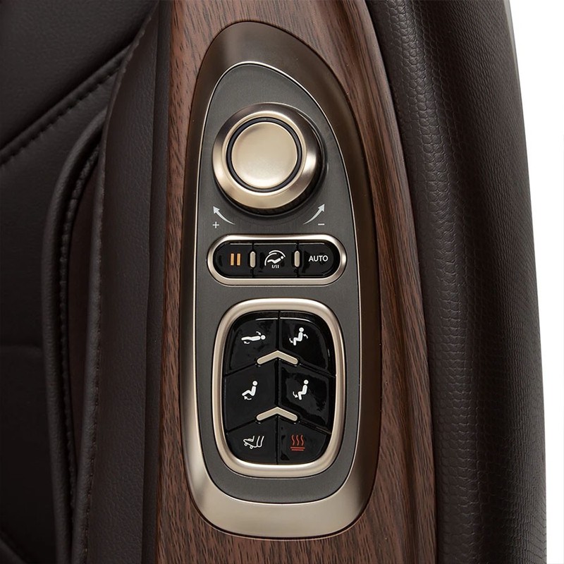 AmaMedic Hilux 4D Massage Chair in Beige by Titan Osaki, Open Box gallery