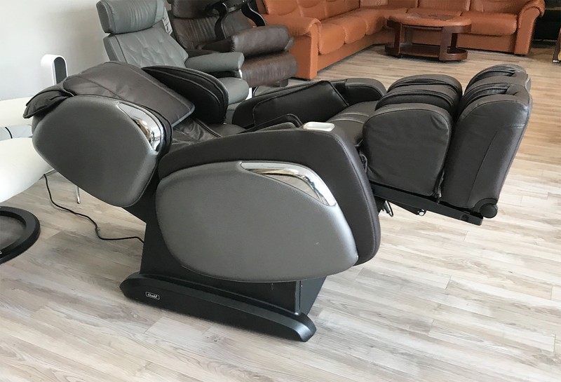 Open Box Osaki OS-4000CS Massage Chair Recliner Brown with One Year Warranty